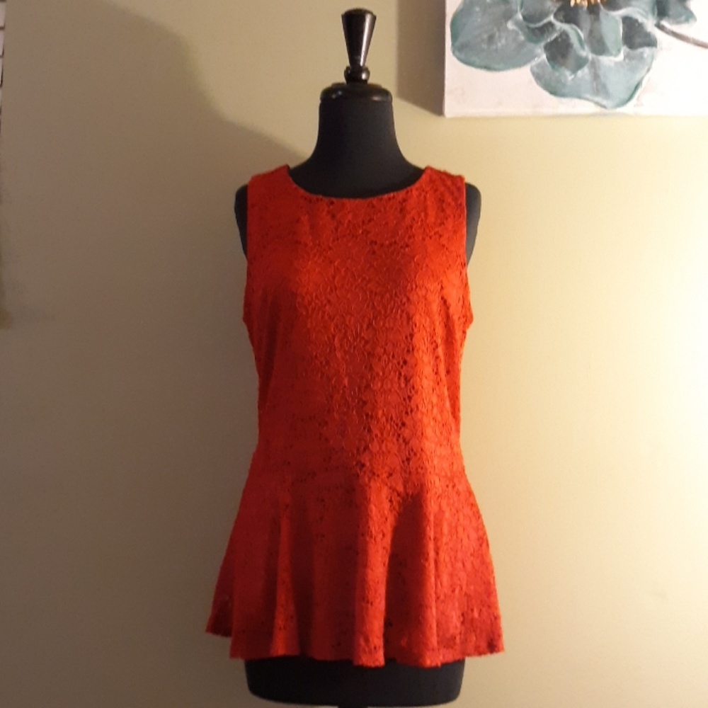 ELLEN TRACY Red Stretch Lace Top